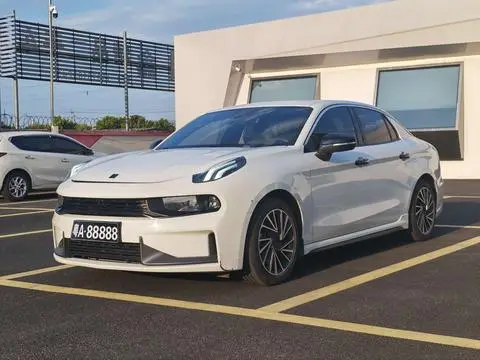 Lynk & Co 03 2022