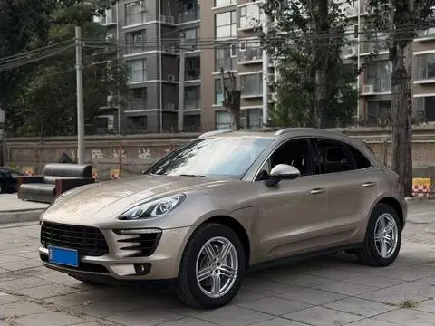 Porsche Macan 2016