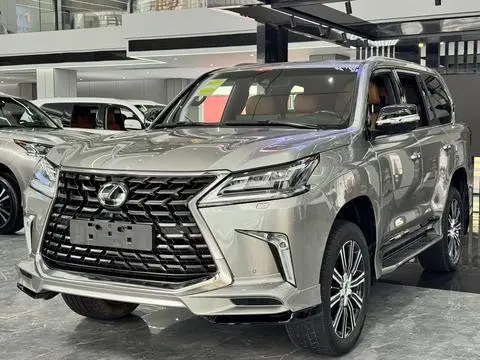 Lexus LX 2021 — фото 1