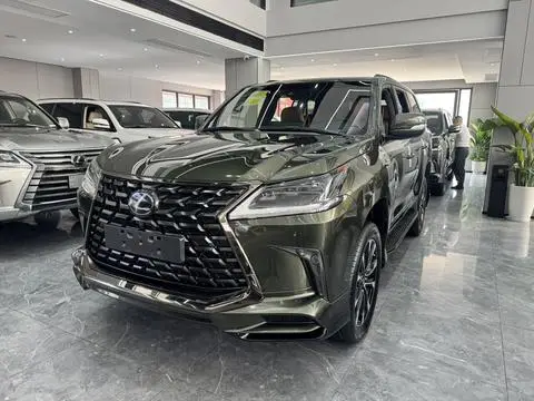Lexus LX 2021 — фото 1