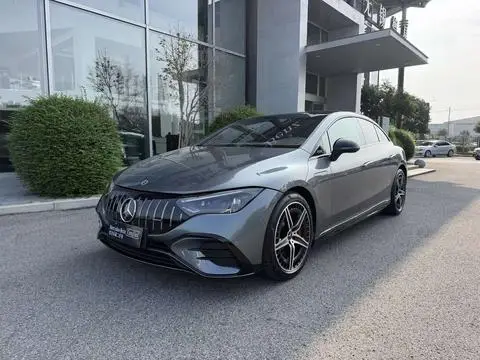 Mercedes-Benz EQE AMG 2023 — фото 1