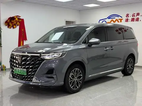 Roewe iMAX8 EV 2022
