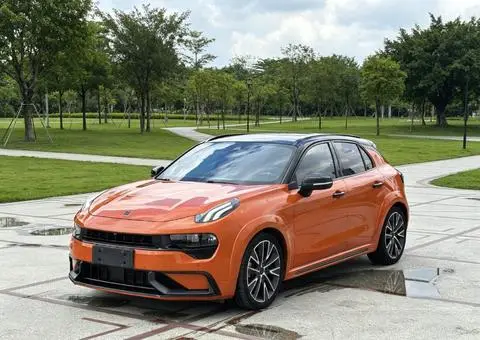 Lynk & Co 02 Hatchback 2021