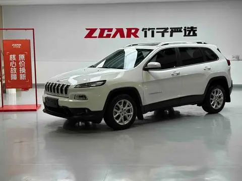 Jeep 自由光 2016