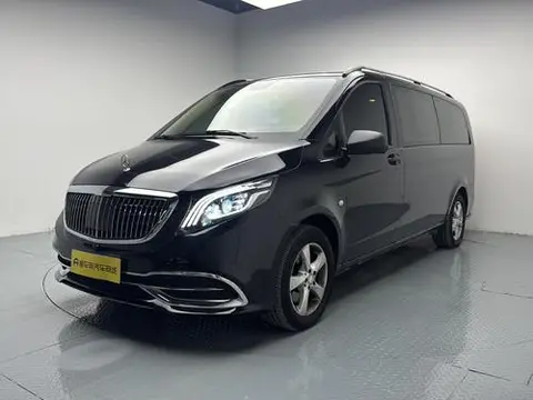 Mercedes-Benz 威霆 2016