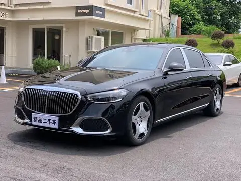 Mercedes-Benz 迈巴赫S-Class 2025 — фото 1