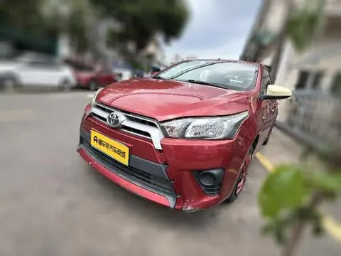 Toyota YARIS L 2015