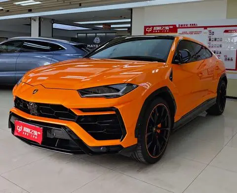Lamborghini Urus 2021 — фото 1