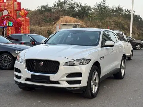 Jaguar F-PACE 2016