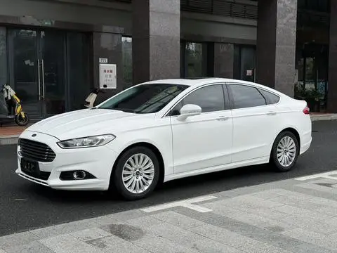 Ford 蒙迪欧 2013