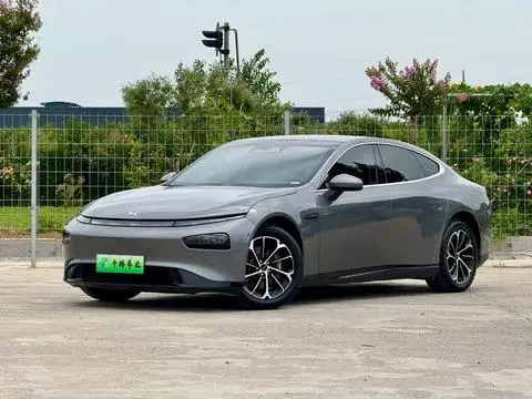 XPeng 小鹏P7 2022