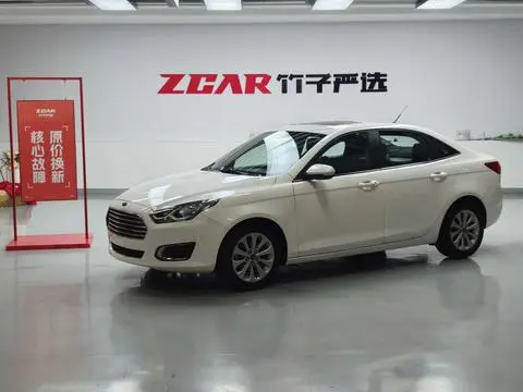 Ford Escort 2015 — фото 1