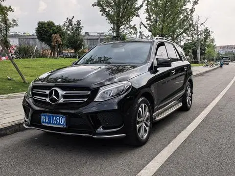 Mercedes-Benz GLE 2015