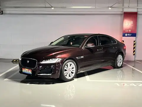 Jaguar XFL 2018