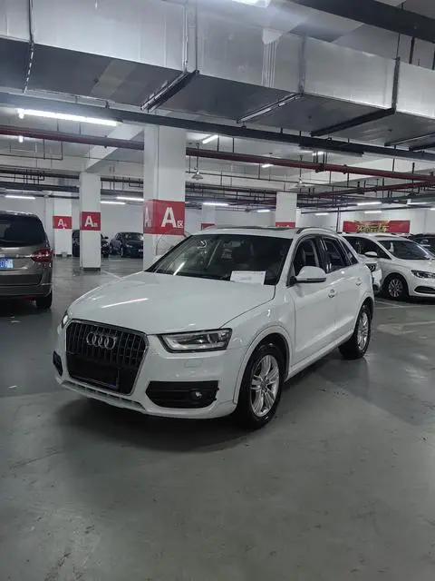 Audi Q3 2015