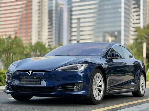 Tesla Model S 2017 — фото 1