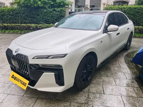 BMW i7 2023
