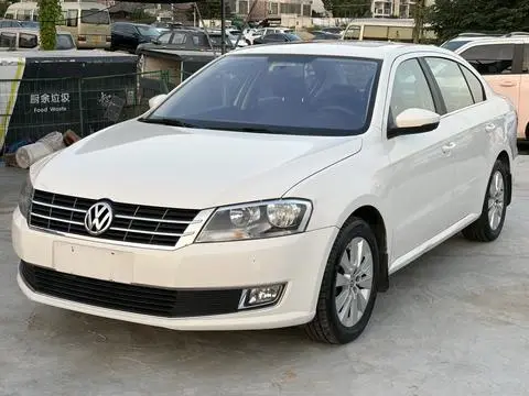 Volkswagen Lavida 2015 — фото 1