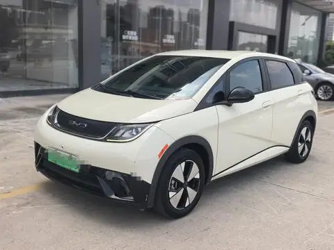 BYD Dolphin 2023