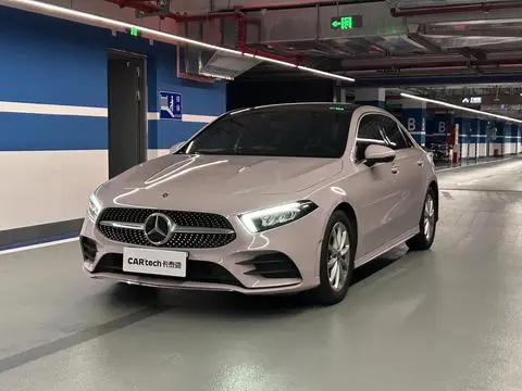 Mercedes-Benz A-Class 2022 — фото 1