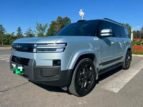 BYD Leopard 钛7 PHEV 2025