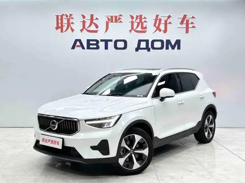 Volvo XC40 2023