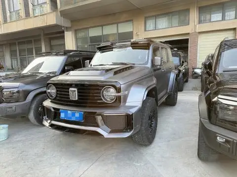 TANK 300 2023