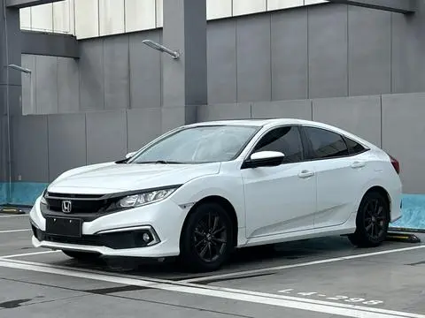 Honda Civic 2019 — фото 1