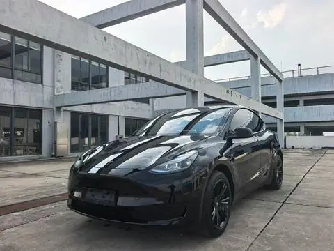 Tesla Model Y 2022 — фото 1