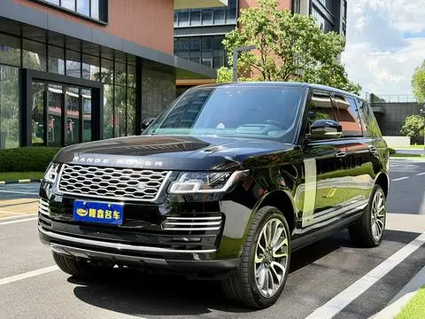 Land Rover 揽胜 2022 — фото 1
