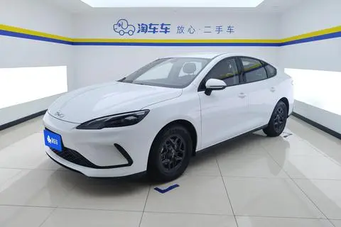 BYD Seal05 DM 2025