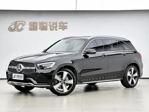 Mercedes-Benz GLC 2021 — фото 1