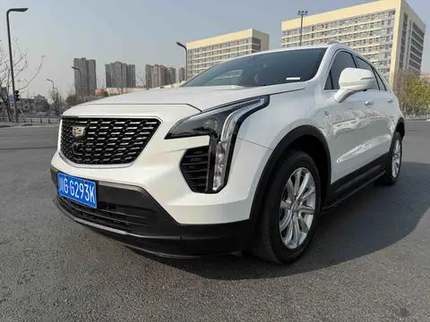 Cadillac XT4 2018 — фото 1