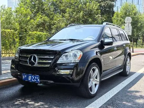 Mercedes-Benz GL-Class 2010 — фото 1