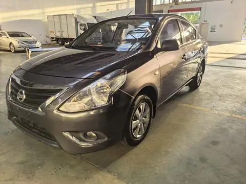 Nissan 阳光 2016