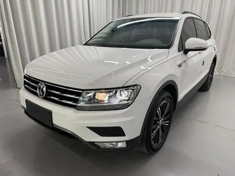 Volkswagen Tiguan L 2020