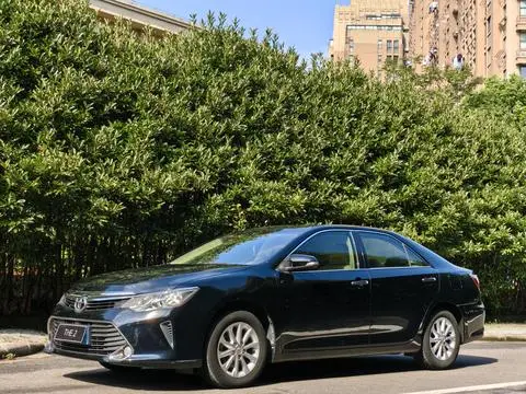 Toyota Camry 2015