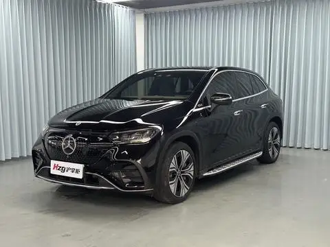 Mercedes-Benz EQE SUV 2023