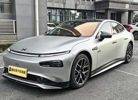 XPeng 小鹏P7 2023