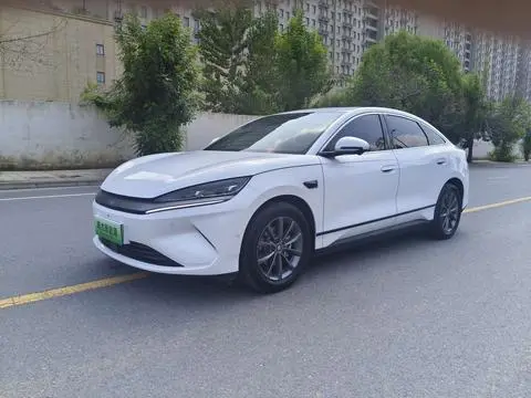 BYD 秦L EV 2025
