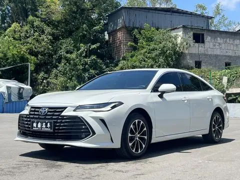 Toyota 亚洲龙 2023 — фото 1