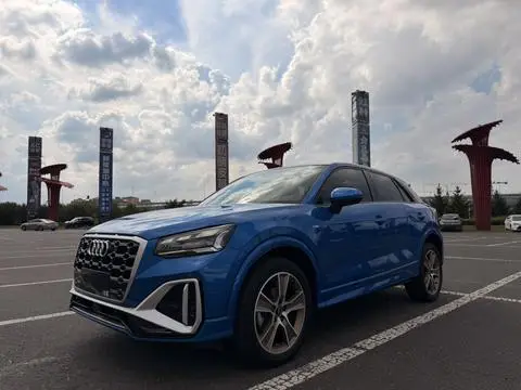 Audi Q2L 2022