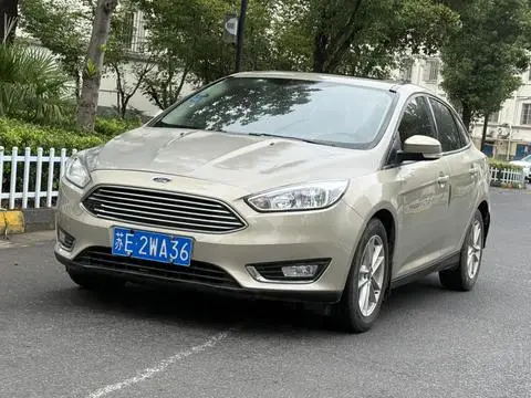 Ford Focus 2017 — фото 1