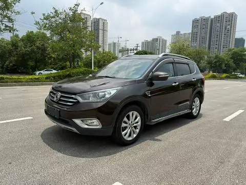 Dongfeng AX7 2015