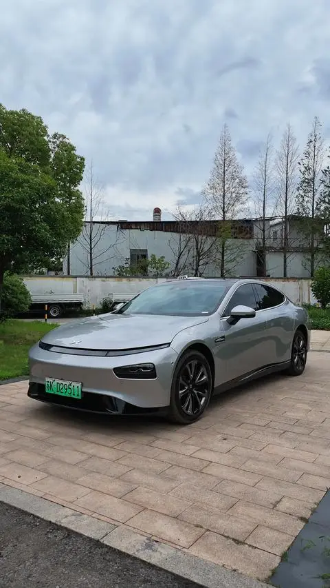 XPeng 小鹏P7 2022