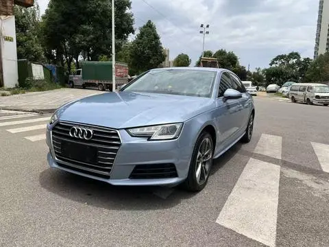 Audi A4L 2017