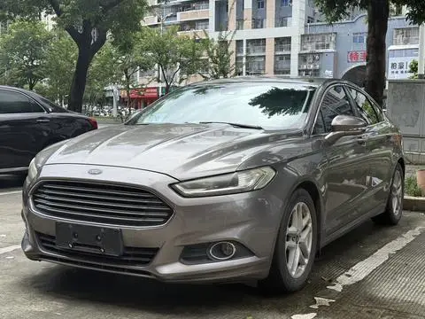 Ford 蒙迪欧 2013