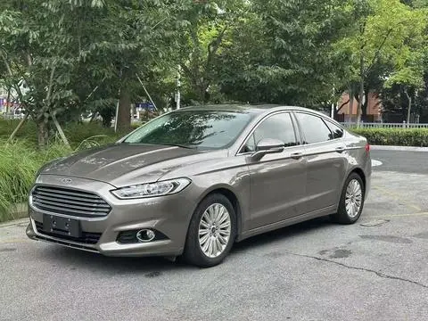 Ford 蒙迪欧 2013