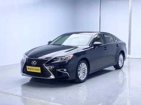 Lexus ES 2015
