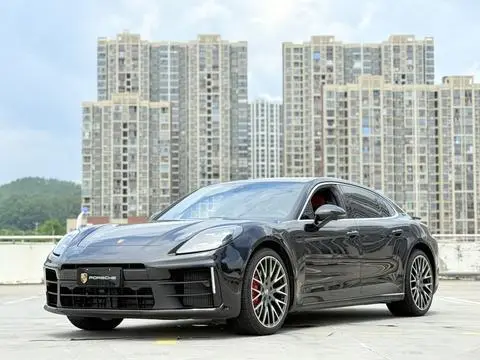 Porsche Panamera 2024